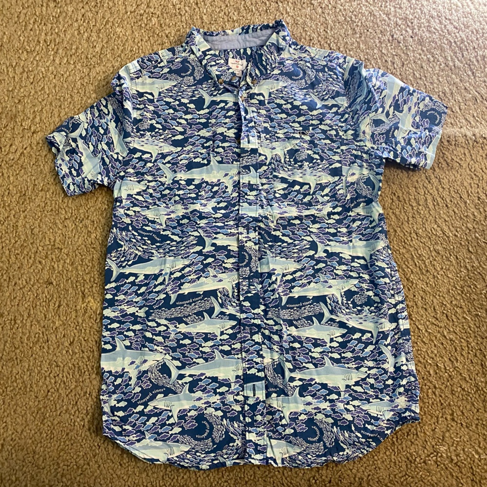Vineyard Vines Whale Shirt Short Sleeve Blue Shark Print Boy's Size XLarge 16